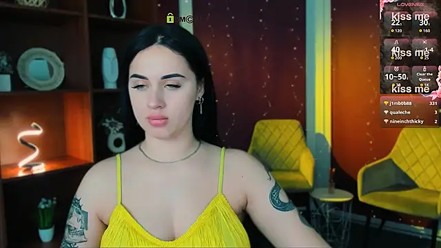 Snapshot of vivy_star1 chatting on May 19, 1:56 am vivy star1 online show from May 19, 1:56 am