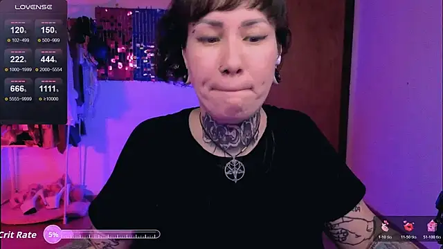 Snapshot of Senorita__Dakota chatting on April 26, 11:13 pm Senorita Dakota online show from April 26, 11:13 pm
