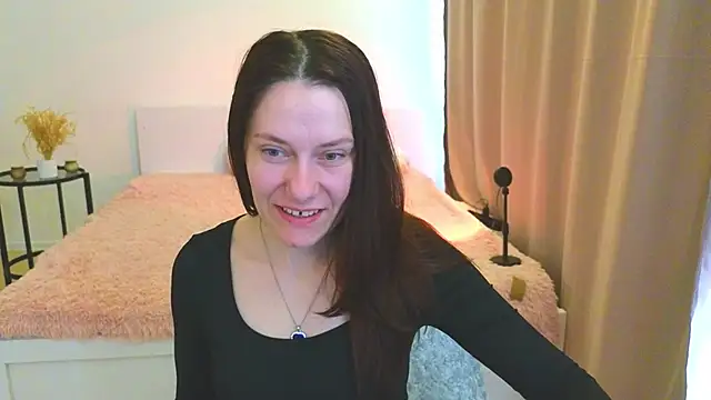 Snapshot of Annaabels chatting on April 9, 7:25 am Annaabels online show from April 9, 7:25 am