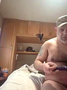 DeeBestEver online show from February 10, 10:25 pm