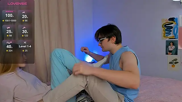 Snapshot of LoversFire chatting on October 9, 12:36 pm LoversFire online show from October 9, 12:36 pm