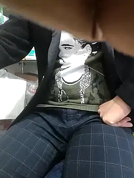 chougegg0214 online show from November 6, 5:52 am