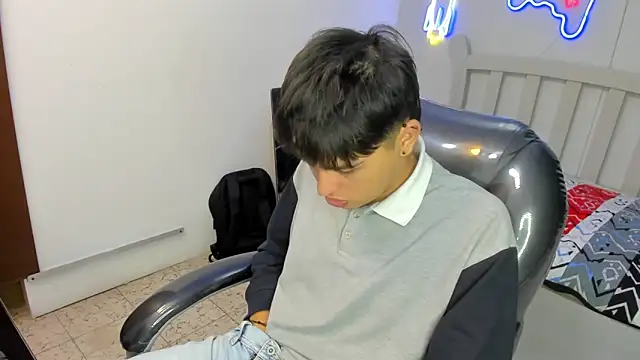 StiwenTwink online show from November 13, 2:38 pm