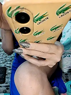 GmAnAAnA online show from October 4, 8:51 pm