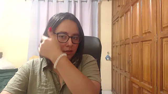 Venus cat  online show from February 11, 3:11 am