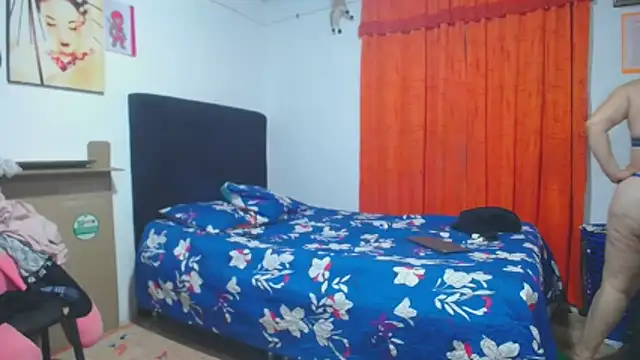 Snapshot of Meloncillo_and_Babyliss99 chatting on March 3, 12:17 am Meloncillo and Babyliss99 online show from March 3, 12:17 am