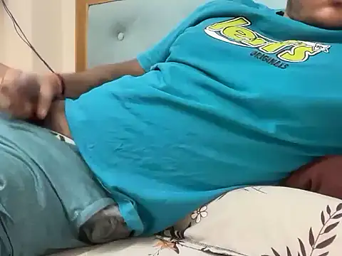 YourBlackBull online show from April 6, 6:53 pm