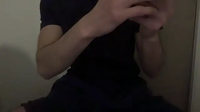 Snapshot of ncjuice_ chatting on March 31, 10:54 pm ncjuice online show from March 31, 10:54 pm