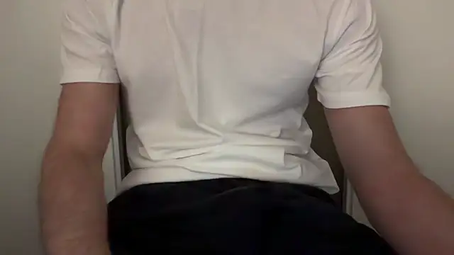 Snapshot of ncjuice_ chatting on May 18, 9:42 pm ncjuice online show from May 18, 9:42 pm
