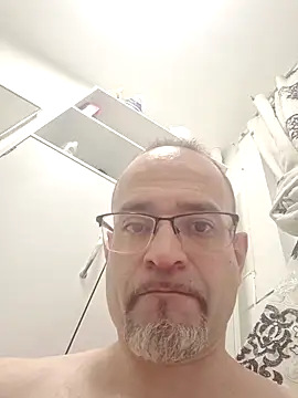 Curious9884 online show from April 27, 2:37 pm