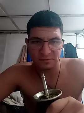 Eltorta214 online show from April 6, 8:54 pm