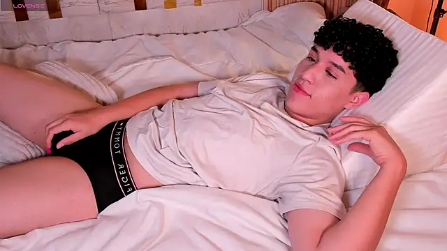 kai zareck online show from November 8, 12:05 pm