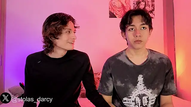 Snapshot of Darcy_and_Stolas chatting on April 29, 12:53 pm Darcy and Stolas online show from April 29, 12:53 pm