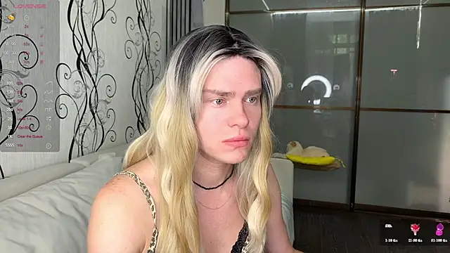 Snapshot of Anjalin_sososok1 chatting on June 26, 5:34 am Anjalin sososok1 online show from June 26, 5:34 am