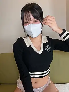 hana-08787- online show from April 2, 1:53 pm