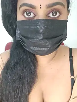 Snapshot of Dheronika_sweetie chatting on July 8, 3:38 pm Dheronika sweetie online show from July 8, 3:38 pm