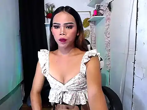 ella foxtrot online show from March 5, 4:19 am