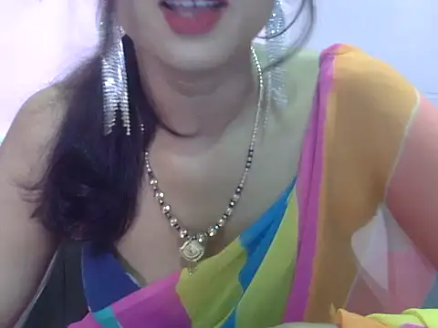 Snapshot of Laila_Cute chatting on May 31, 4:42 am Laila Cute online show from May 31, 4:42 am