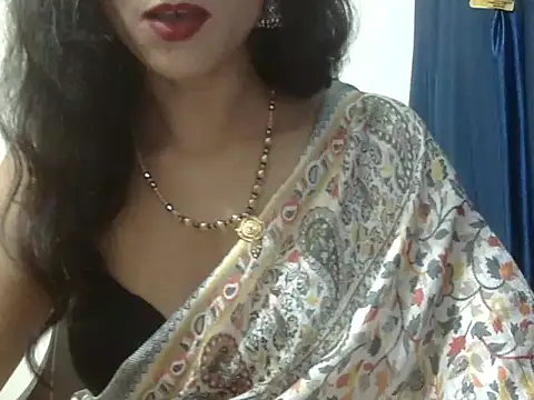 Snapshot of Laila_Cute chatting on August 7, 5:37 pm Laila Cute online show from August 7, 5:37 pm