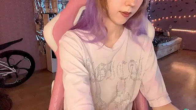 Jerrieberry online show from February 20, 1:55 pm