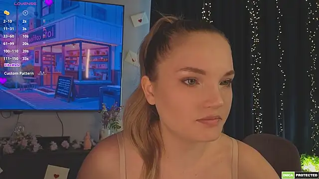 JulieLupo online show from April 14, 6:41 am