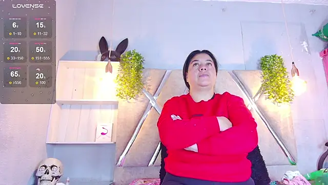 Snapshot of lupe-sex chatting on October 6, 1:41 pm lupe-sex online show from October 6, 1:41 pm