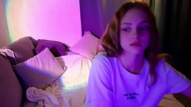 midnightMaya online show from October 16, 9:27 pm