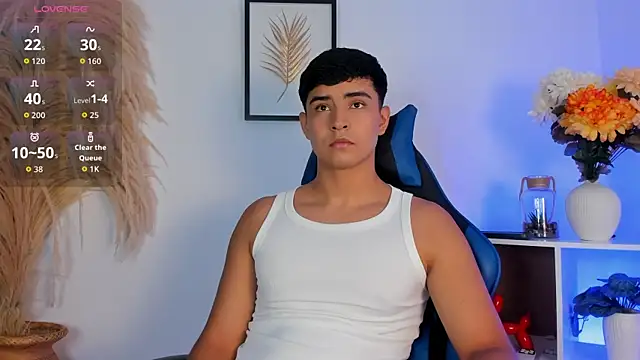 Snapshot of Thiago_Connor21 chatting on July 11, 9:16 pm Thiago Connor21 online show from July 11, 9:16 pm