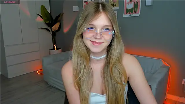 linakorvin online show from December 14, 1:27 pm