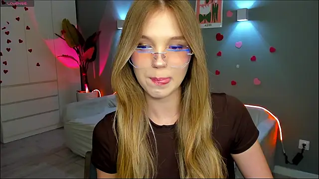 linakorvin online show from February 13, 1:18 pm