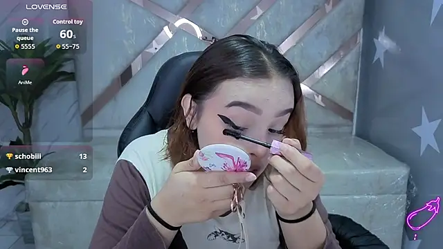 mia foster t online show from March 14, 1:16 pm