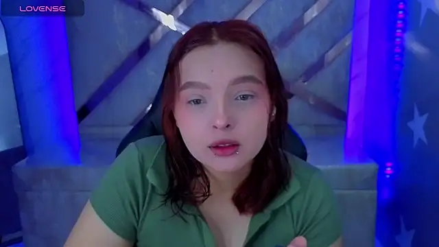 Snapshot of mia_foster_t chatting on May 23, 1:26 pm mia foster t online show from May 23, 1:26 pm