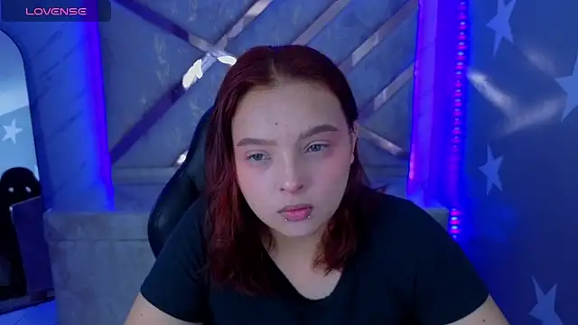 Snapshot of mia_foster_t chatting on May 26, 1:07 pm mia foster t online show from May 26, 1:07 pm