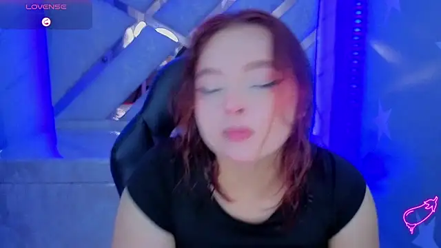 Snapshot of mia_foster_t chatting on June 3, 1:14 pm mia foster t online show from June 3, 1:14 pm