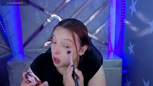 Snapshot of mia_foster_t chatting on July 28, 1:10 pm mia foster t online show from July 28, 1:10 pm