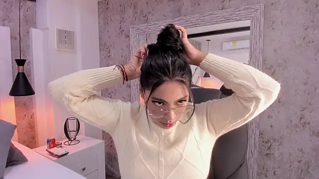 Vanessa Rain  online show from March 25, 7:09 pm