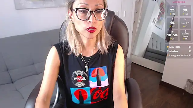 alexia james  online show from March 23, 8:13 pm