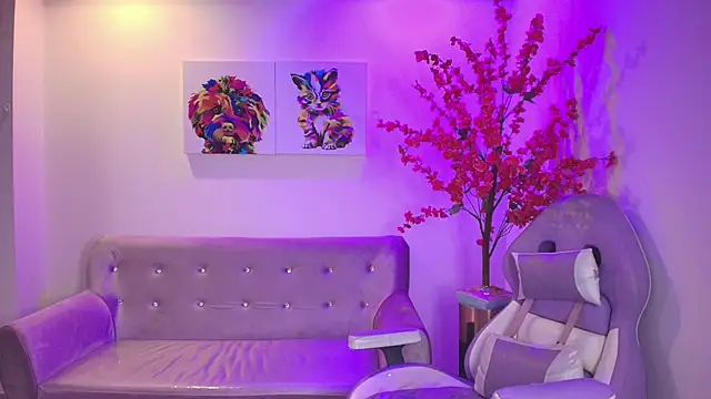 Summer miller online show from March 13, 11:39 am