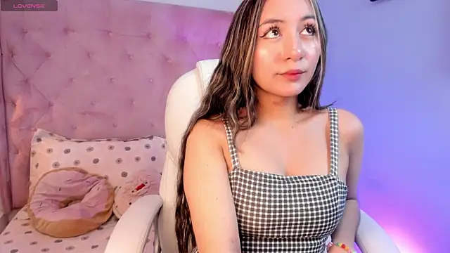 Snapshot of Vanelope_evanss chatting on December 4, 12:36 pm Vanelope evanss online show from December 4, 12:36 pm