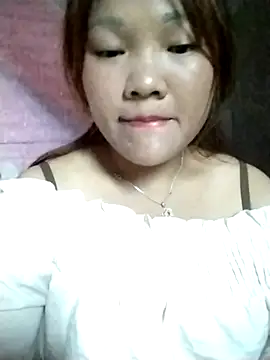 Snapshot of maily00 chatting on October 16, 6:47 am maily00 online show from October 16, 6:47 am