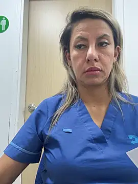 GisellTorres36 online show from December 3, 7:01 pm