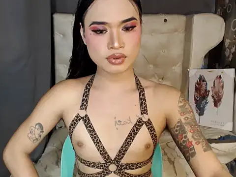 TSsexy LOVERxxxx online show from October 29, 7:43 am