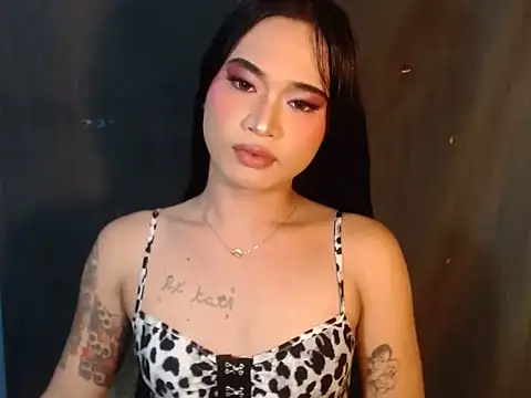 Snapshot of TSsexy_LOVERxxxx chatting on July 4, 12:44 pm TSsexy LOVERxxxx online show from July 4, 12:44 pm