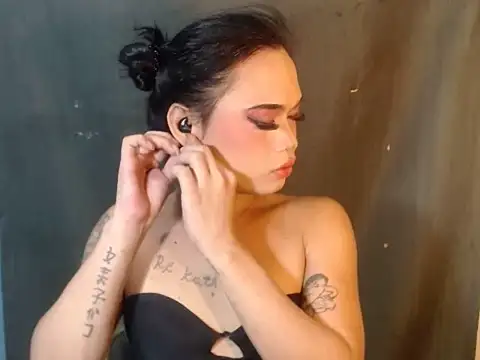 Snapshot of TSsexy_LOVERxxxx chatting on July 24, 5:27 am TSsexy LOVERxxxx online show from July 24, 5:27 am