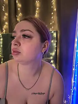 KellyMoors online show from February 19, 1:34 am