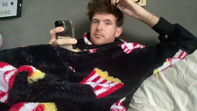 Snapshot of VersaGoo chatting on November 8, 9:09 am VersaGoo online show from November 8, 9:09 am