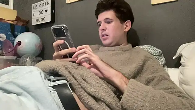 Snapshot of VersaGoo chatting on November 17, 6:24 pm VersaGoo online show from November 17, 6:24 pm