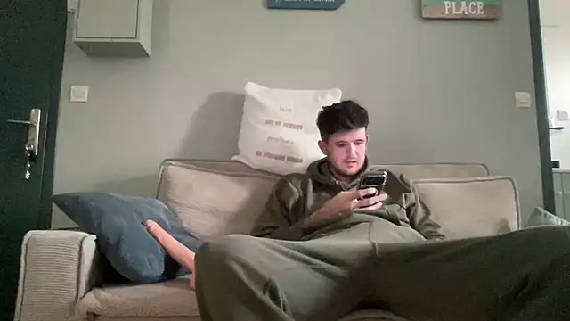 Snapshot of VersaGoo chatting on January 9, 3:04 pm VersaGoo online show from January 9, 3:04 pm