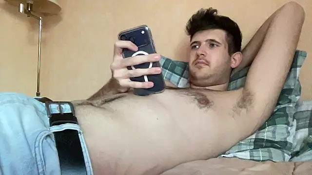 Snapshot of VersaGoo chatting on March 26, 4:45 pm VersaGoo online show from March 26, 4:45 pm