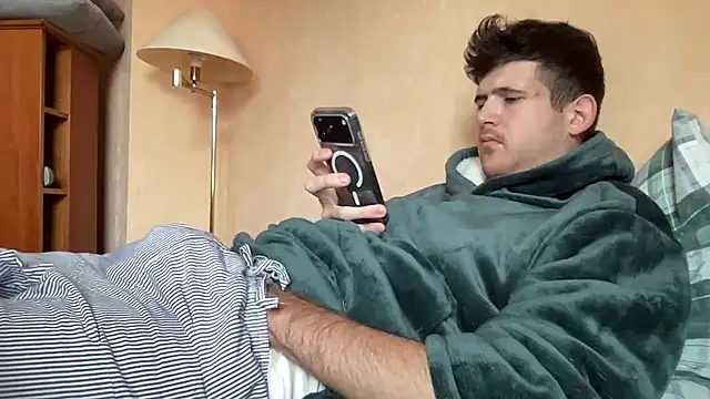 Snapshot of VersaGoo chatting on March 28, 8:58 am VersaGoo online show from March 28, 8:58 am